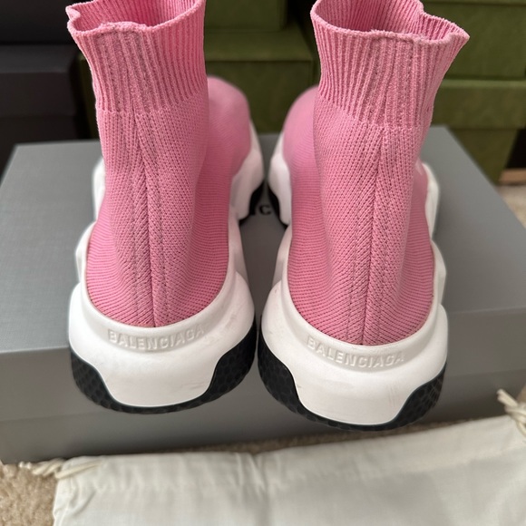 Used. 100% authentic.Dust bag only, no box - Picture 6 of 8